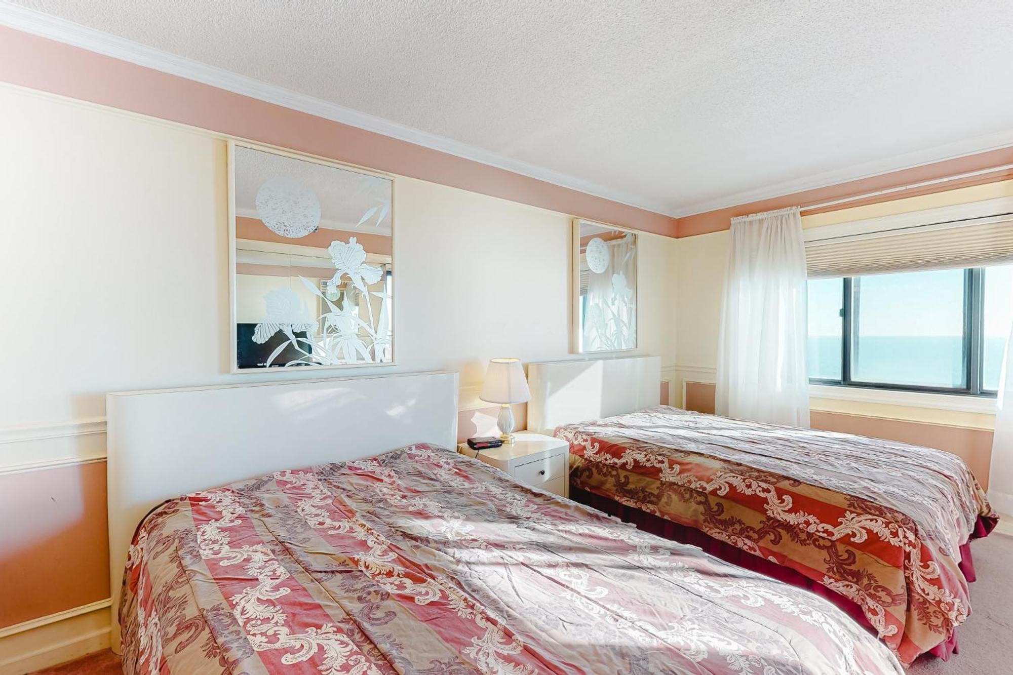 Plaza II Hotel Ocean City Room photo